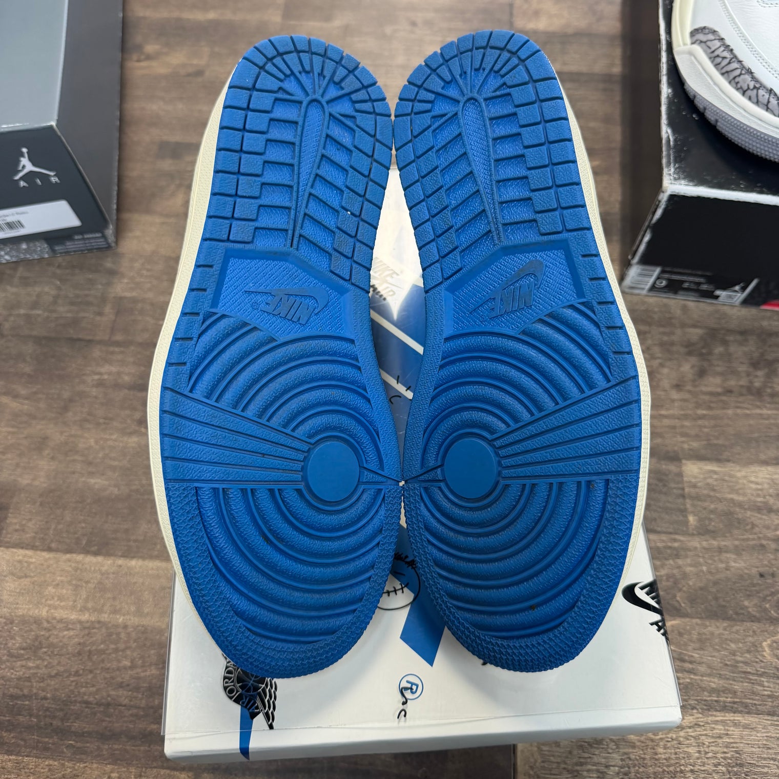 Travis Scott Fragment Jordan 1 Low OG SP (Lightly Worn)