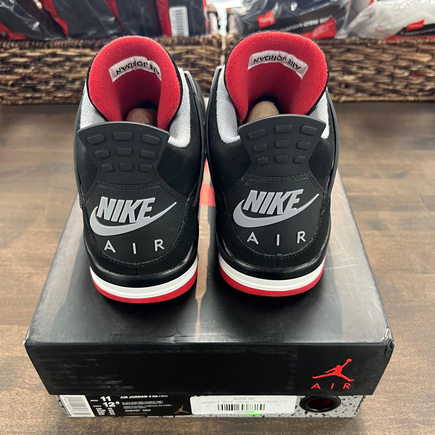 Bred Jordan 4 2019 (USED)
