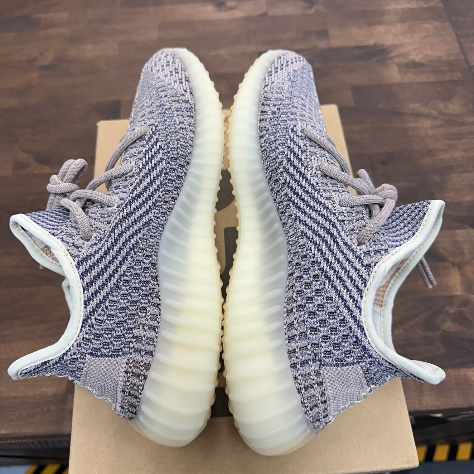 Ash Pearl Yeezy Boost 350 (USED)