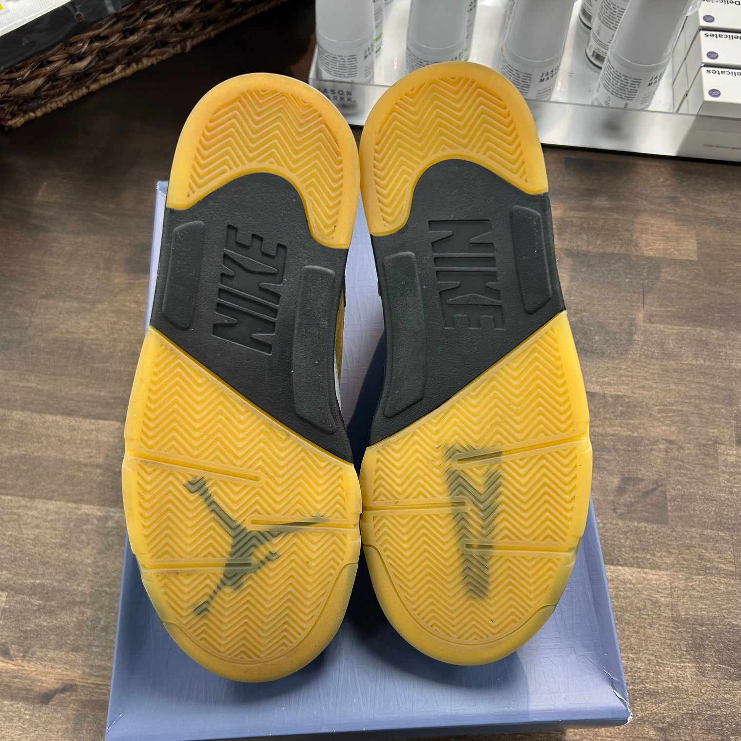 A Ma Maniere Dawn Jordan 5 Retro (W) (USED)