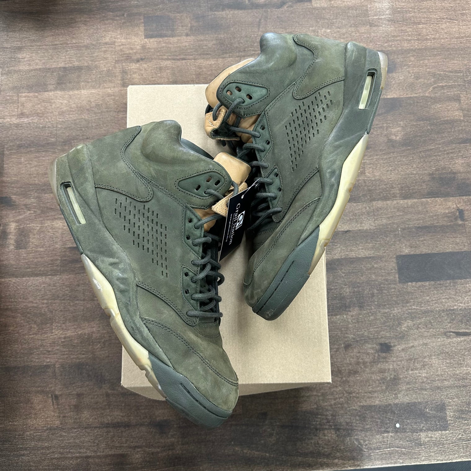 Take Flight Jordan 5 Retro (USED, No Box)