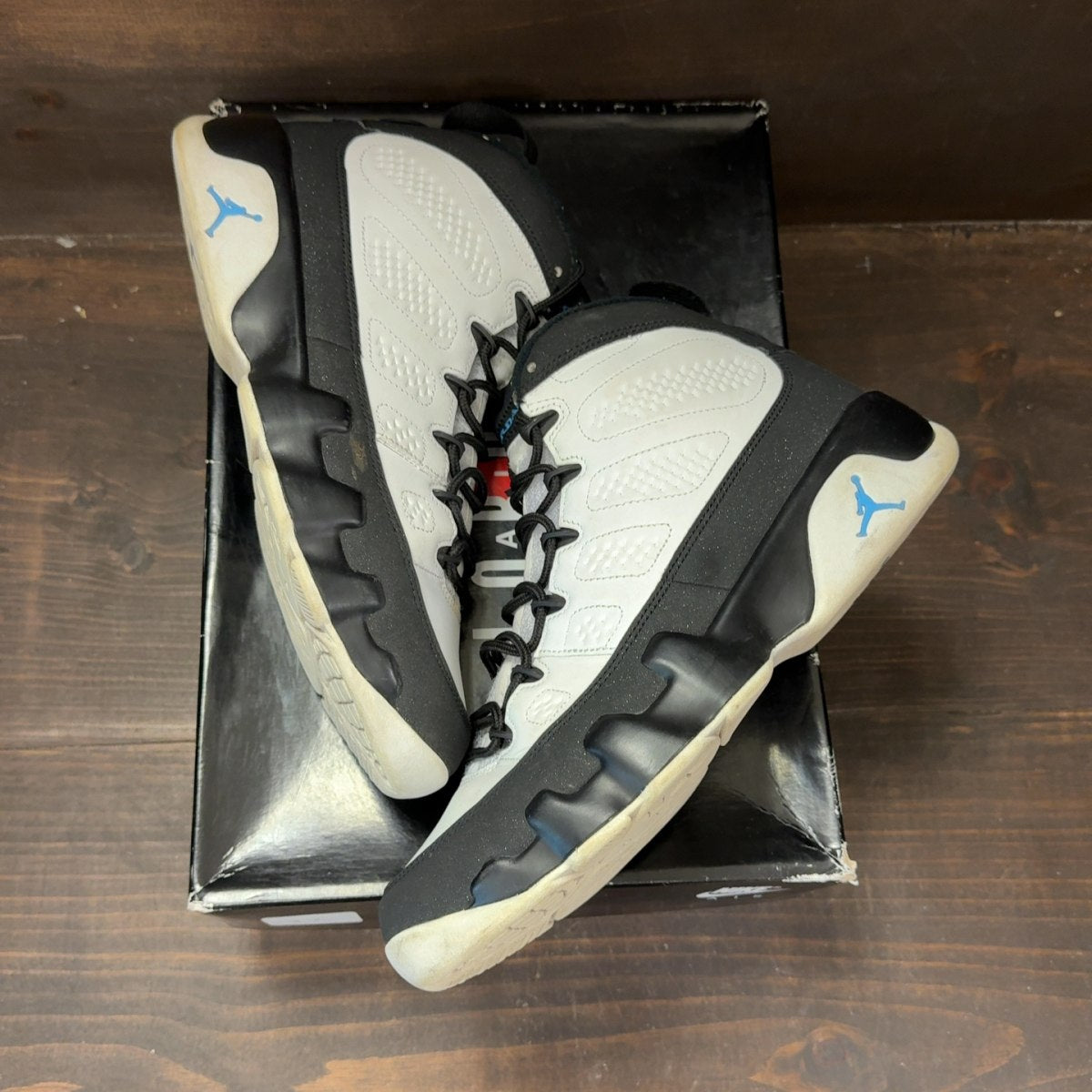 Jordan 9 Retro University Blue - Image 2