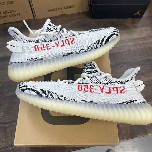 Zebra Yeezy 350 (USED)