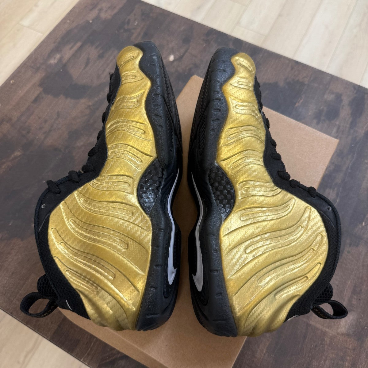 Nike Air Foamposite Pro Metallic Gold Size 12 (Pre-Owned) - Image 5