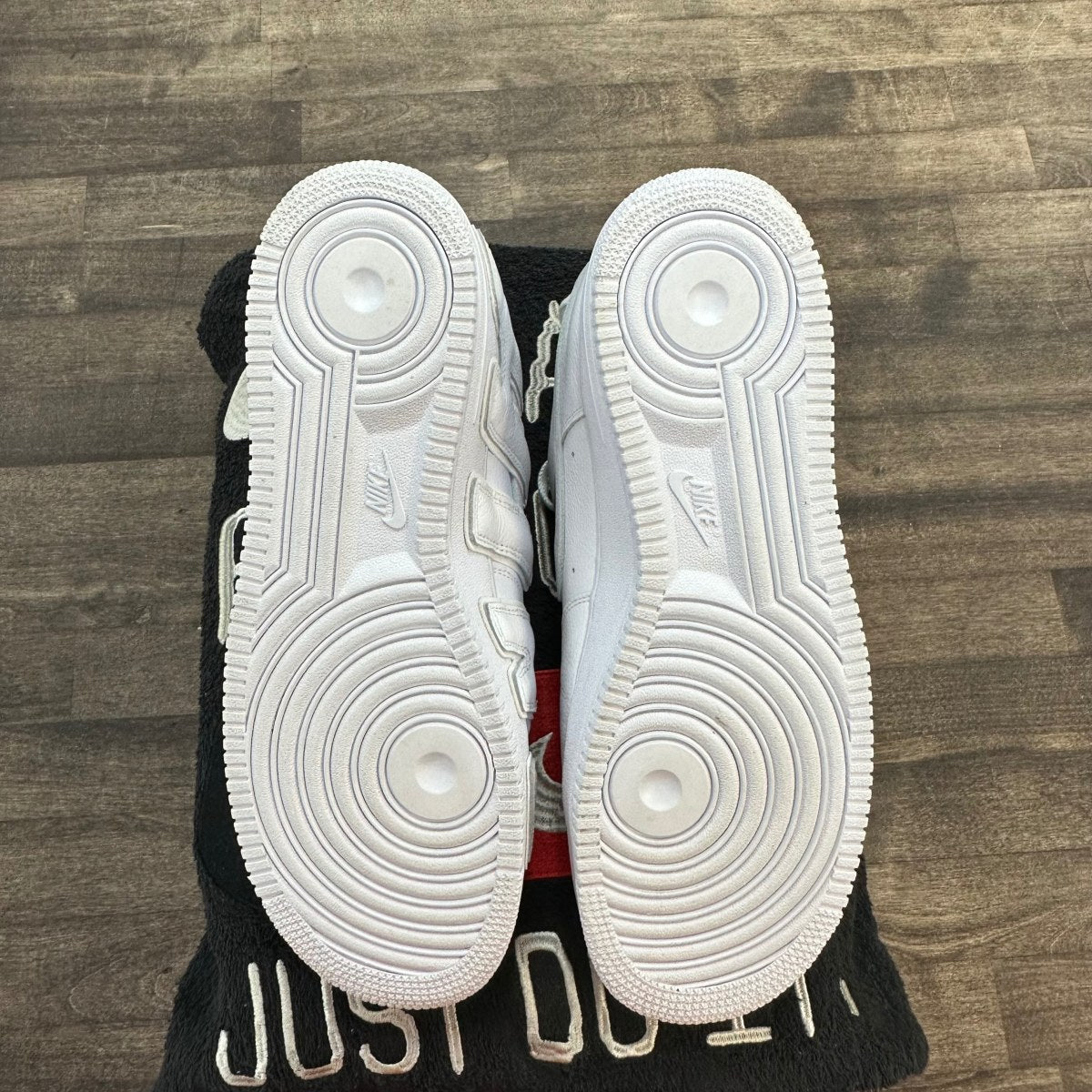 Nike Air Force 1 Low Cactus Plant Flea Market White (2024) - Image 5