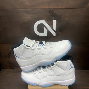 Jordan 11 Retro Legend Blue (2024) Size 13 (Pre-Owned) - Image 1