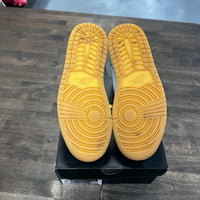 Coconut Milk Jordan 1 Mid (USED)