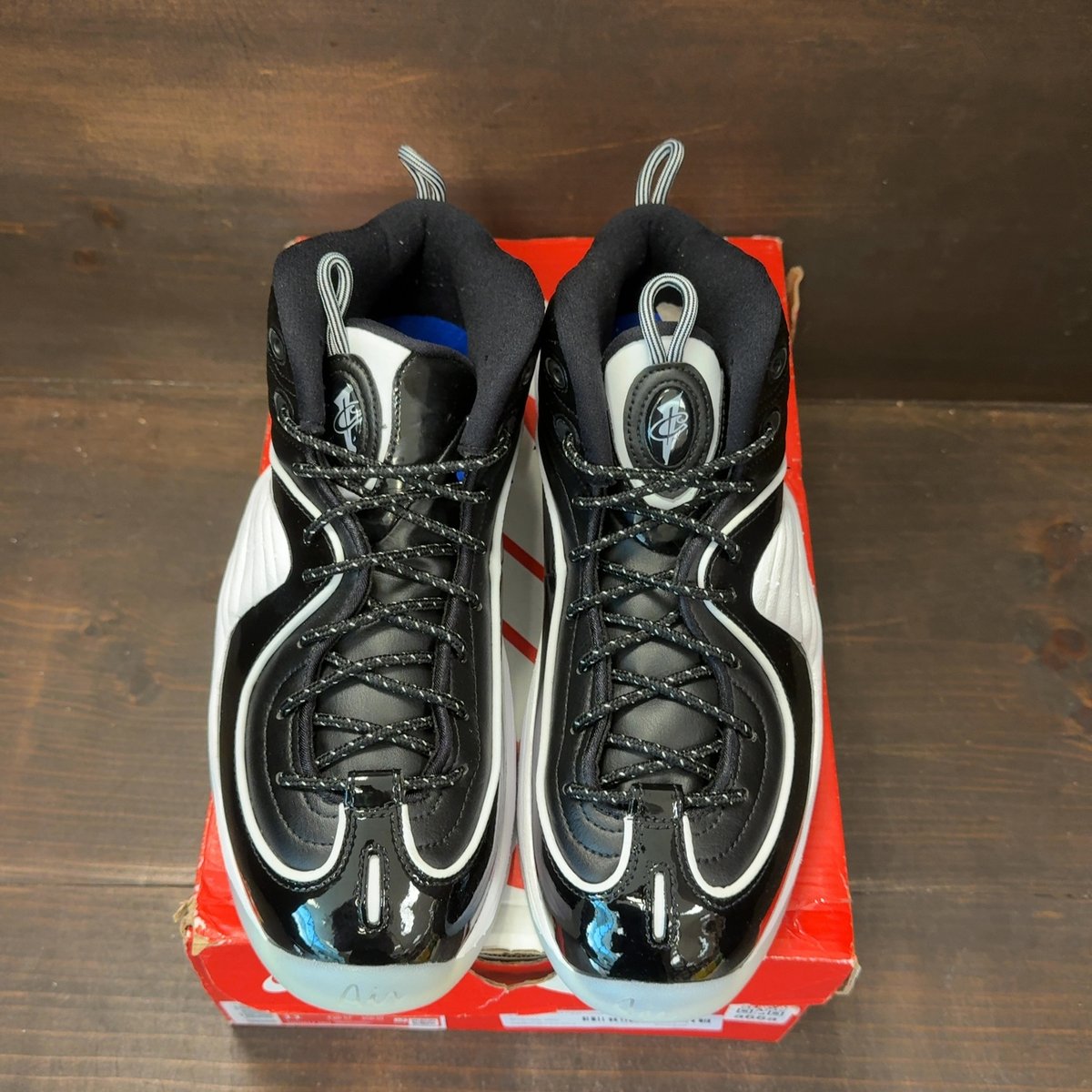 Nike Air Penny 2 Black Patent Football Grey Size 9.5 (Pre-Owned) - tag