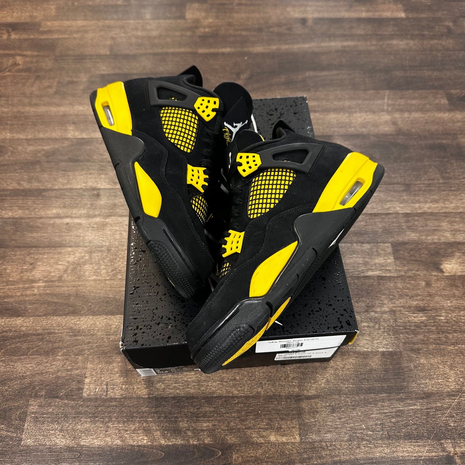 Yellow Thunder Jordan 4 (USED)