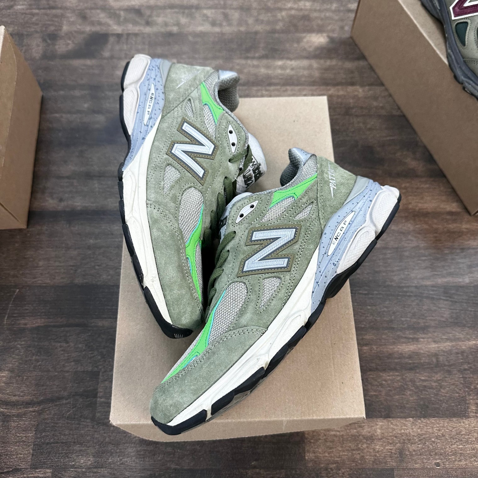 New Balance 990v3 Keep Your Family Close (USED,No Box)
