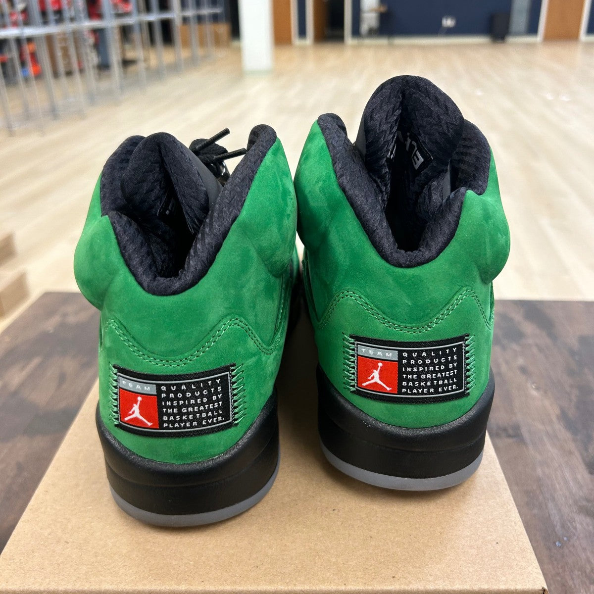 Jordan 5 Retro SE Oregon Size 10 (Pre-Owned) - Image 4