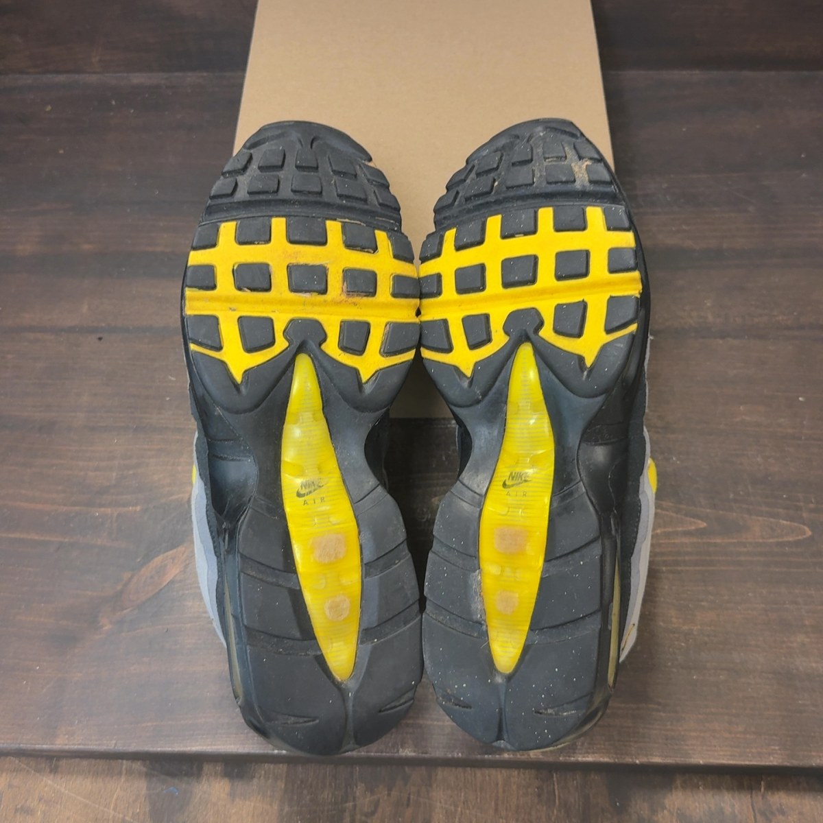 Nike Air Max 95 Tour Yellow Grey Size 11.5 (Pre-Owned) - Image 7