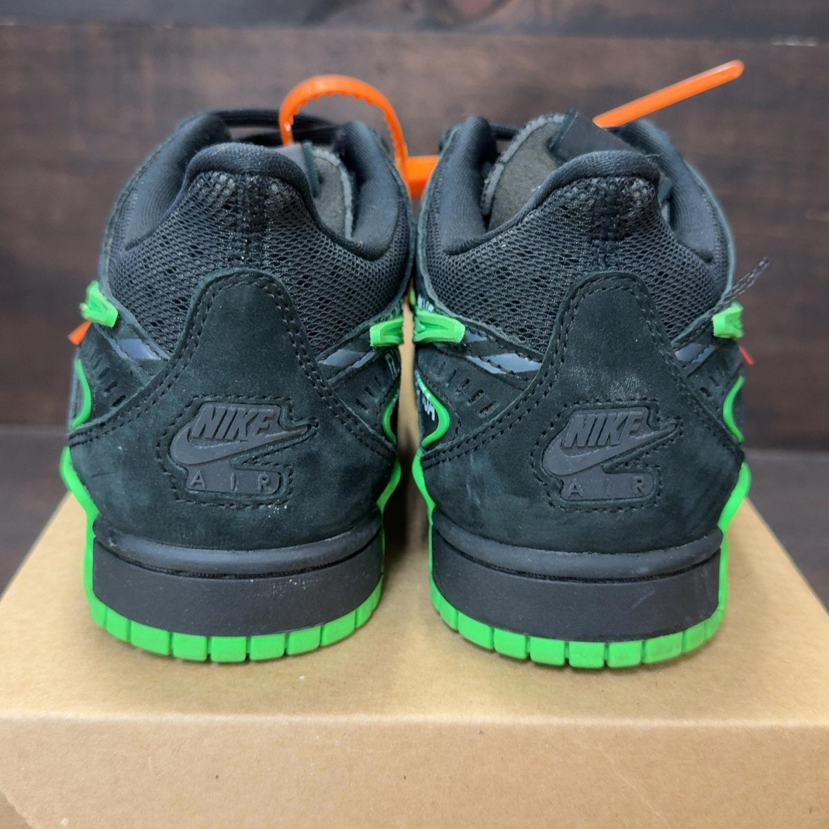 Nike Air Rubber Dunk Off-White Green Strike Size 9.5 (Pre-Owned) - Image 4