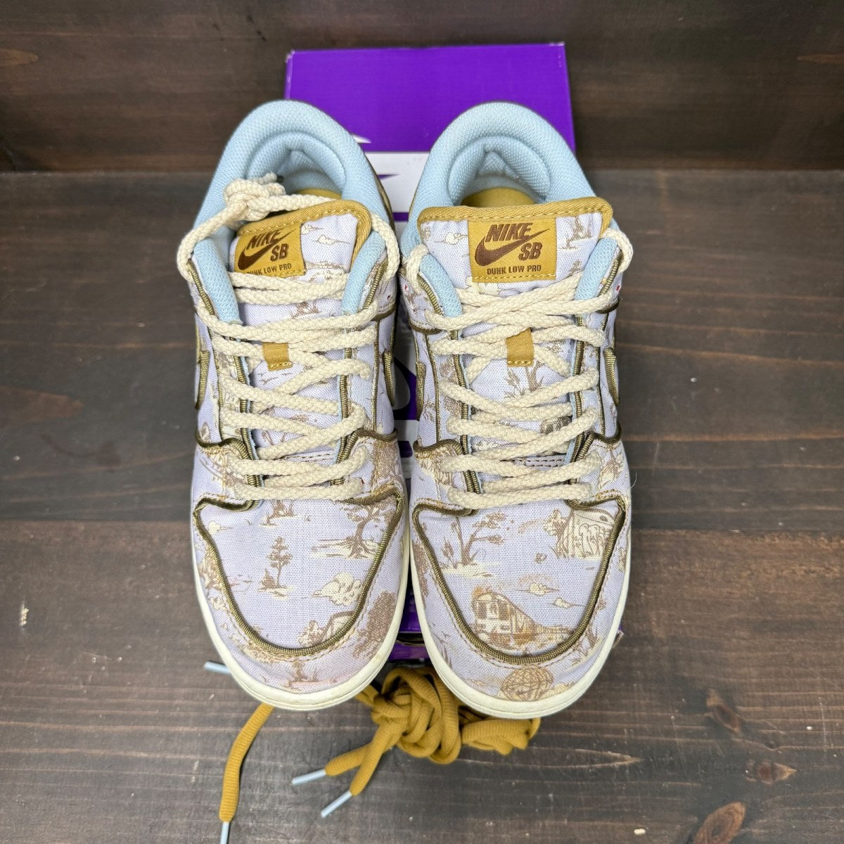 Nike SB Dunk Low Premium City of Style Size 7 (Pre-Owned) - Image 2