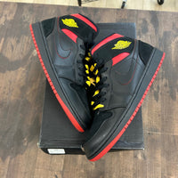 Jordan 1 Mid Last Shot - Image 1