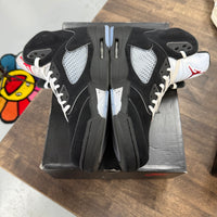 Black Metallic Jordan 5 Retro (Lightly Worn)