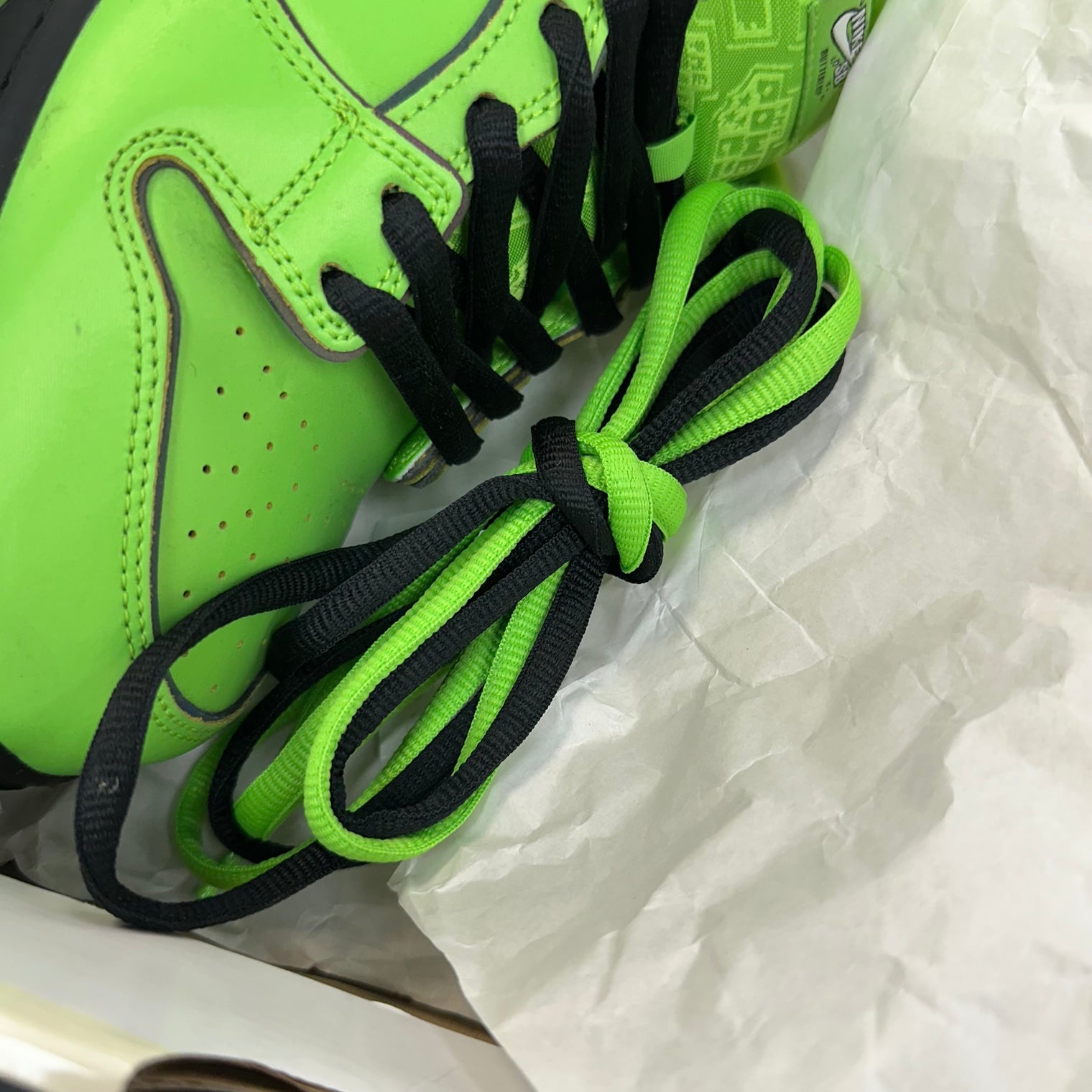 Buttercup Powerpuff Girls SB Dunk Low (USED)