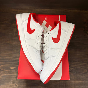 Jordan 1 Retro Low OG University Red - Image 2