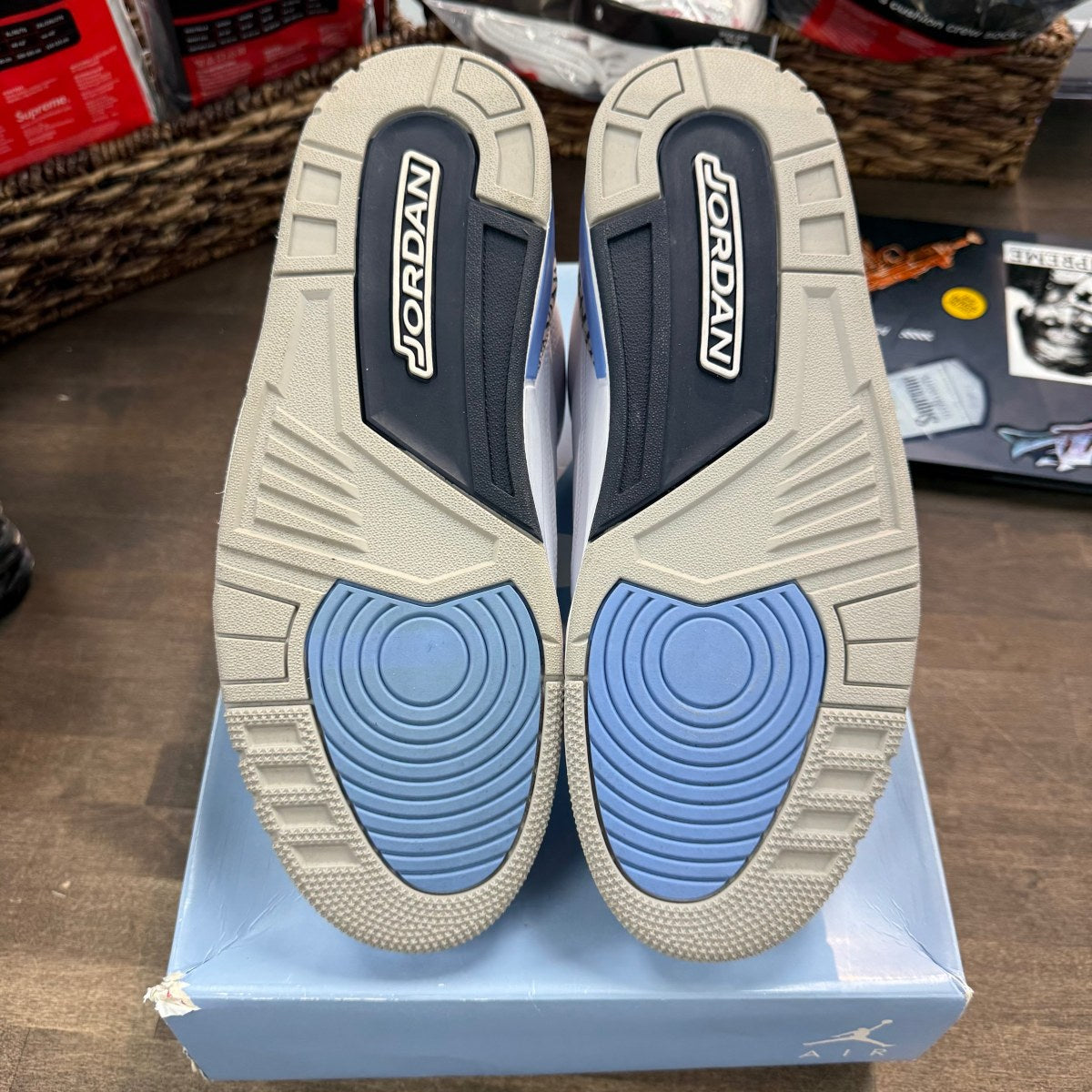 Jordan 3 Retro UNC (2020) Size 13 (Pre-Owned) - Image 5