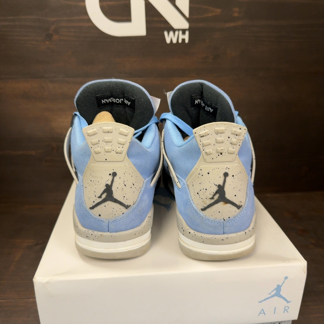 Jordan 4 Retro University Blue Size 9.5 (Pre-Owned)