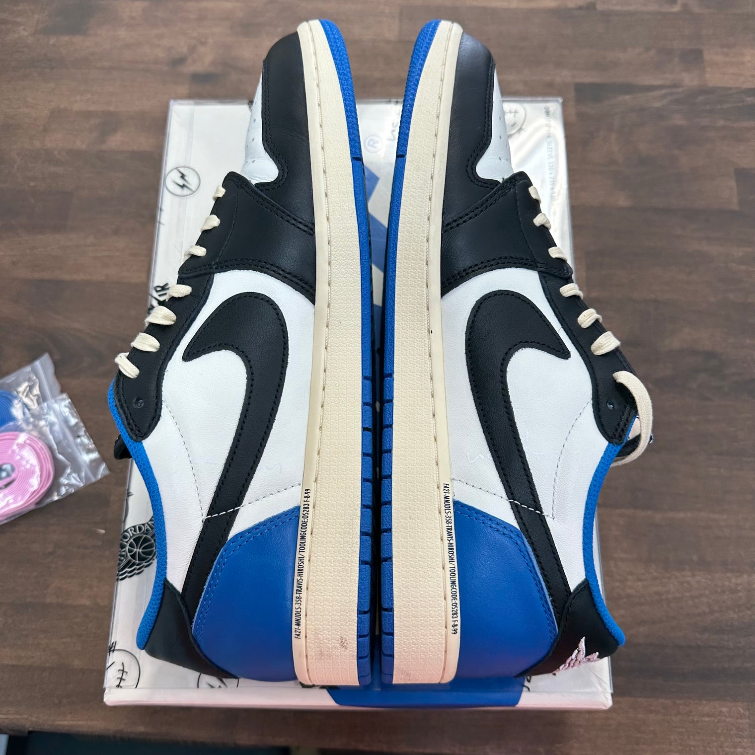 Fragment Travis Scott Jordan 1 Low (USED)
