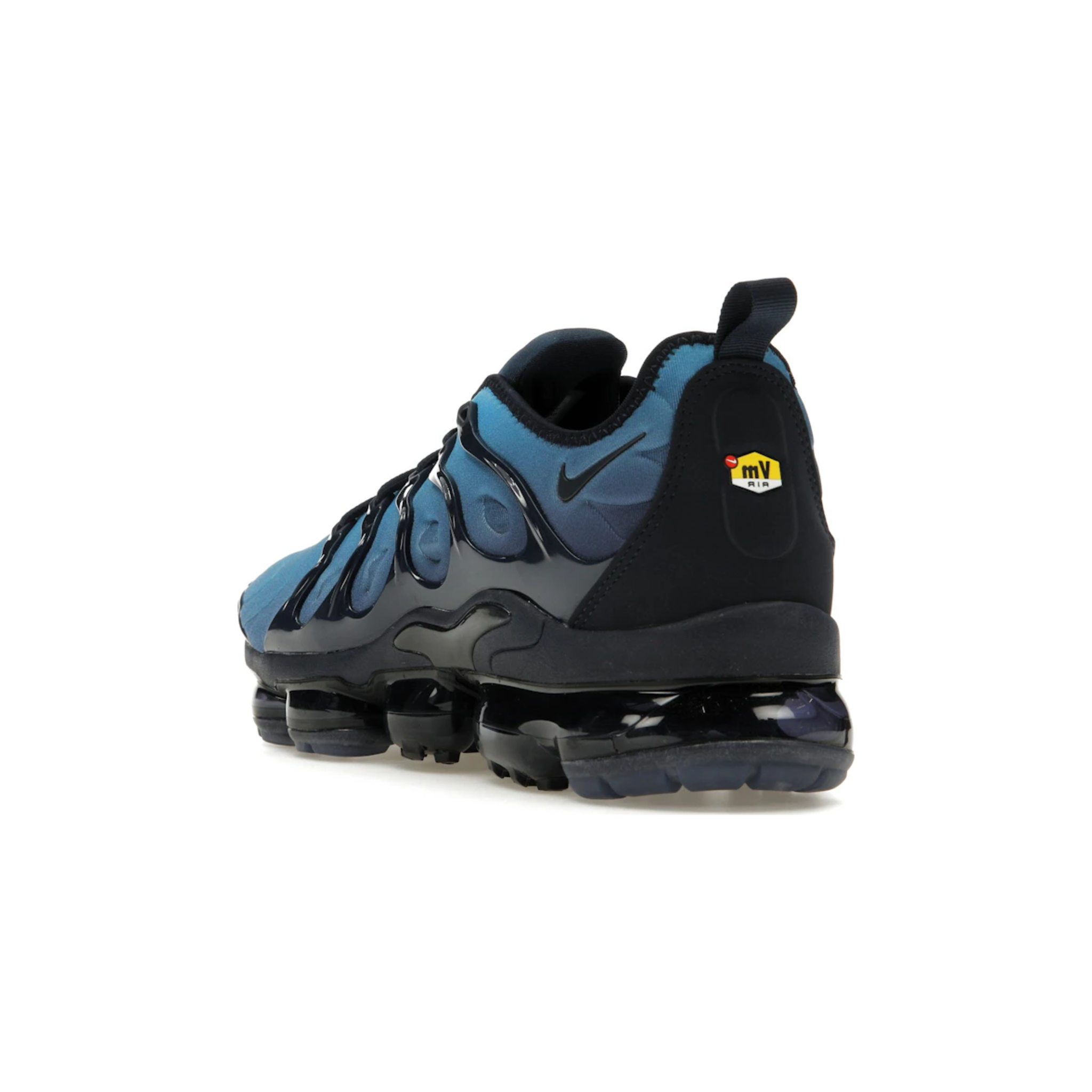 nike_air_vapor_max_plus_obsidian_2