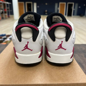 Jordan 6 Retro Low Fuchsia Flash (GS) Size 7Y (Pre-Owned) - Image 4