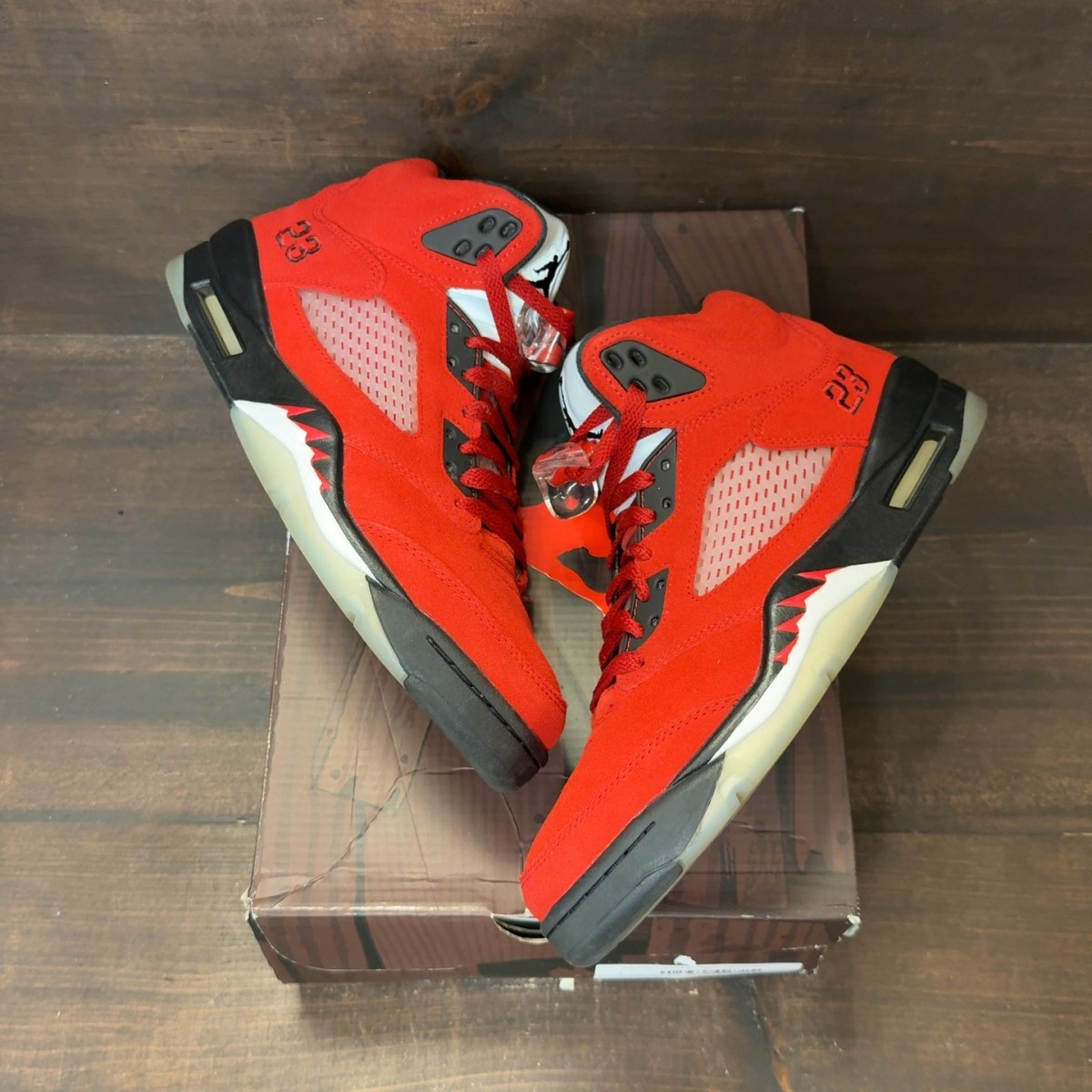 Jordan 5 Retro Raging Bull Red (2021) - Image 2