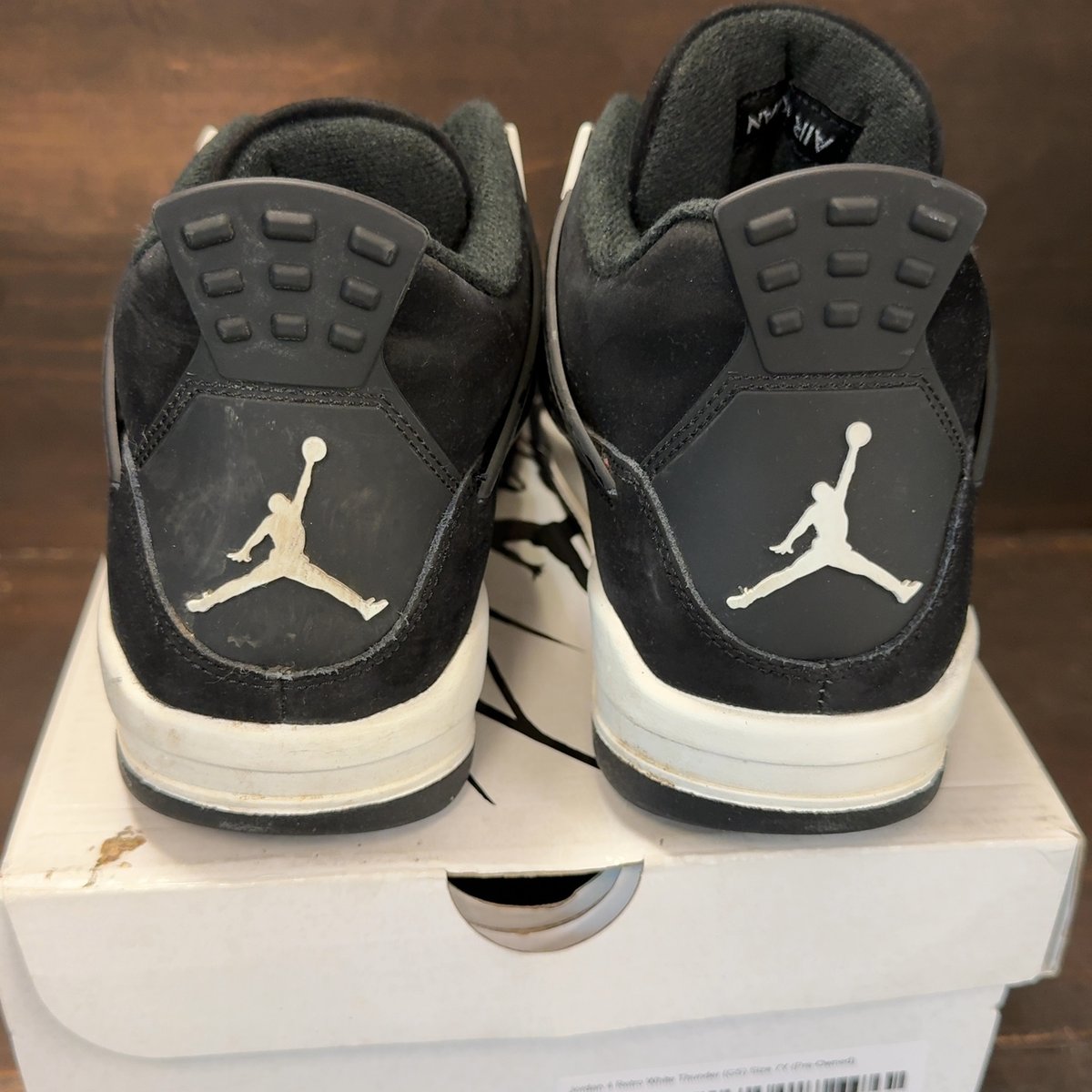 Jordan 4 Retro White Thunder (GS) Size 7Y (Pre-Owned) - aux