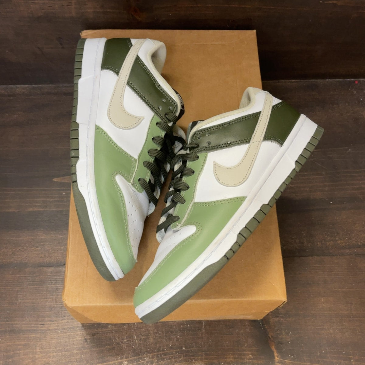 Nike Dunk Low Oil Green Cargo Khaki Size 8 (Pre-Owned) - Image 2