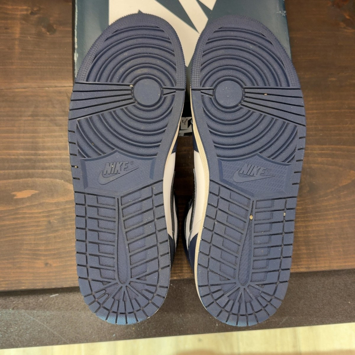 Jordan 1 Retro High OG Midnight Navy - Image 8