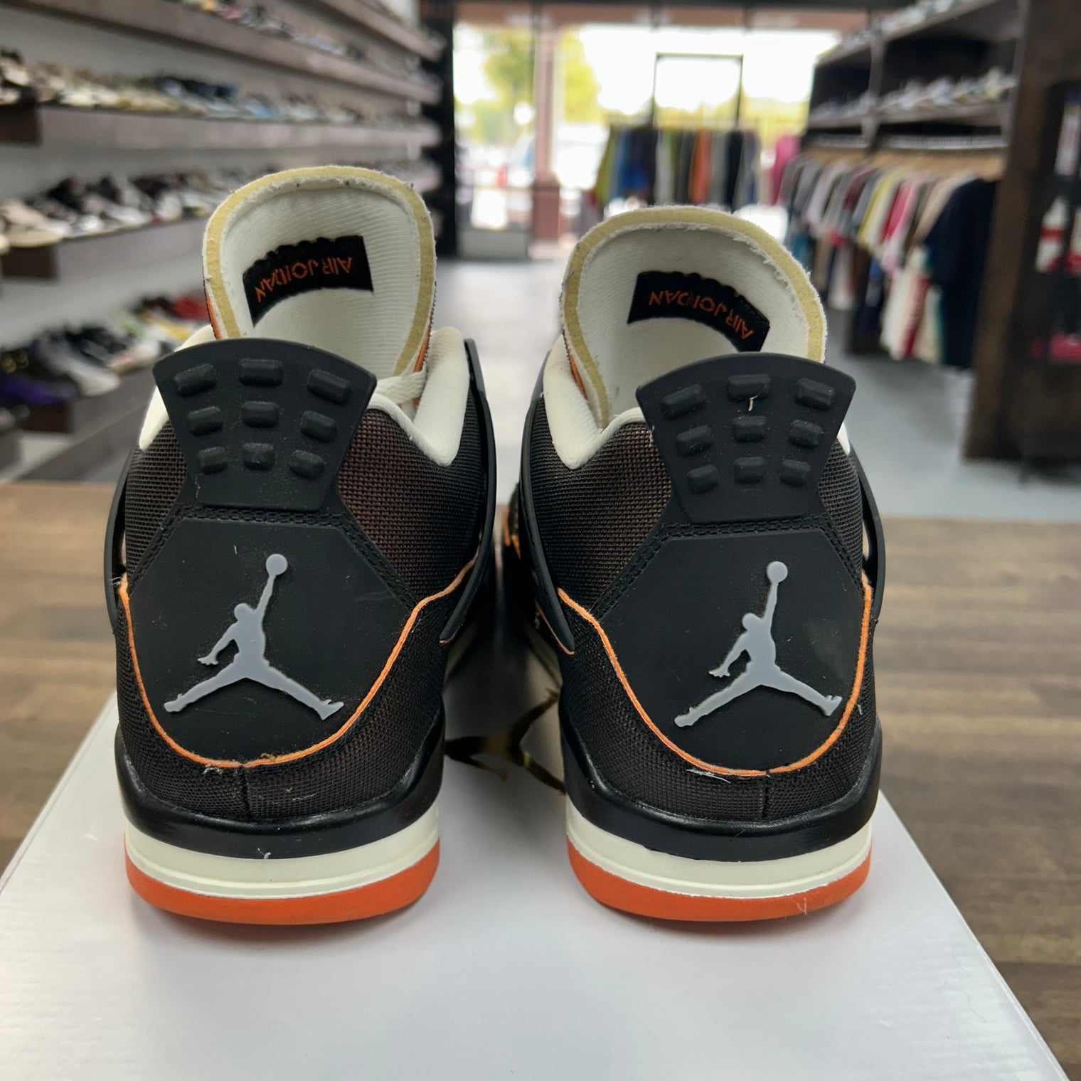 Starfish Jordan 4 Retro (W) (USED)