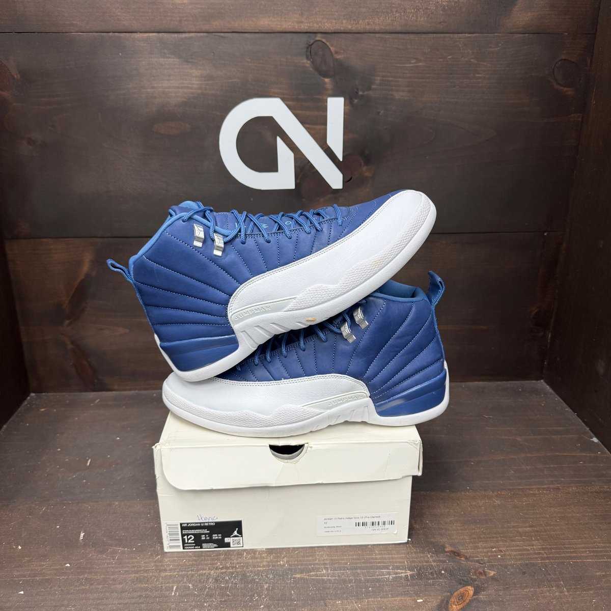 Jordan 12 Retro Indigo Size 12 (Pre-Owned) - front