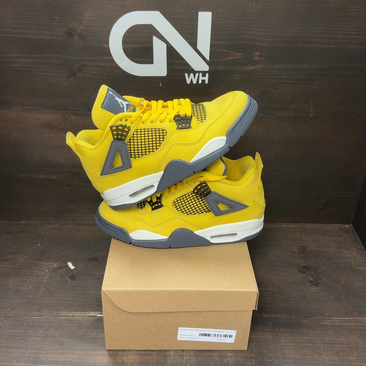 Jordan 4 Retro Lightning (2021) Size 9 (Pre-Owned) - front