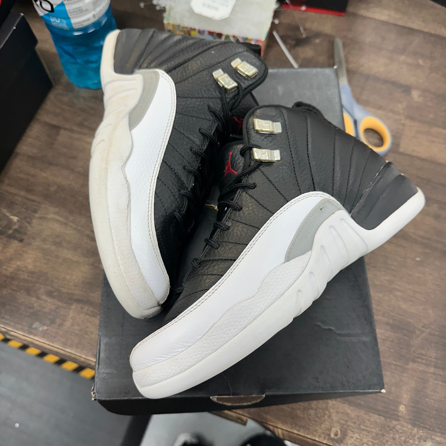 Playoff Jordan 12 Retro (GS) (USED)