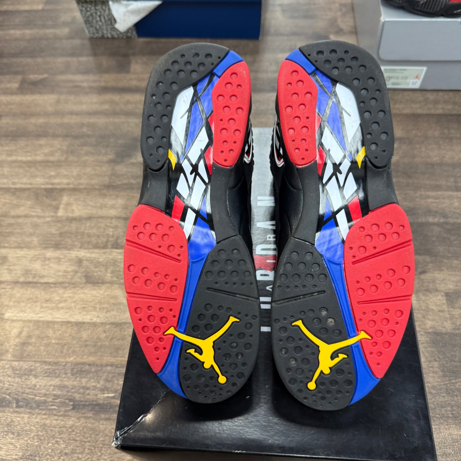 Playoff Jordan 8 Retro (USED)