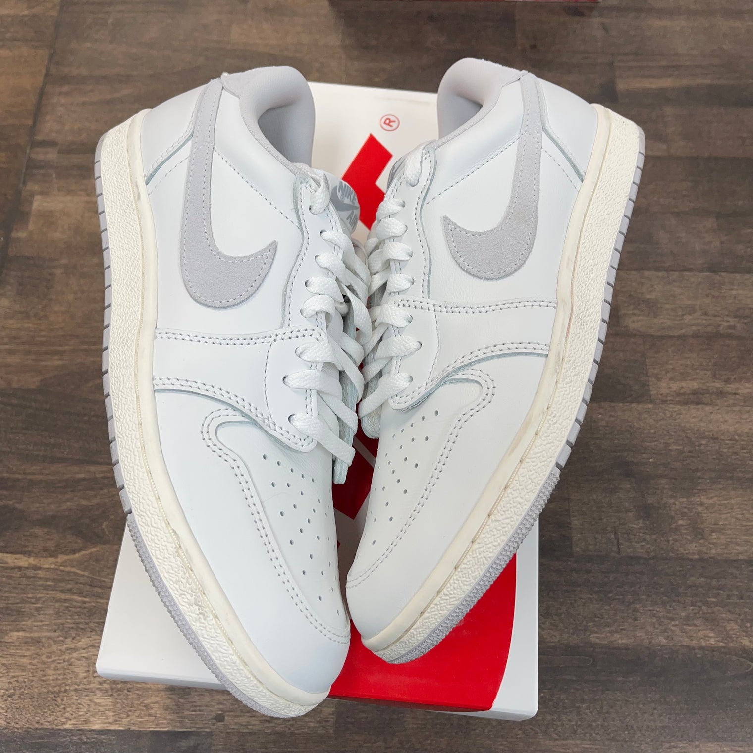 Neutral Grey 85 Jordan 1 Low (USED)