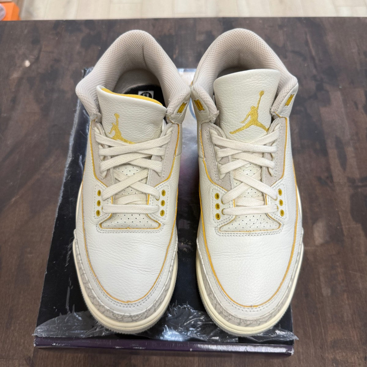 Jordan 3 Retro SP J Balvin Medellín Sunset - Image 2
