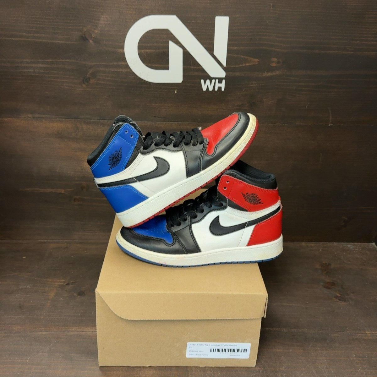 Jordan 1 Retro Top 3 (GS) Size 5Y (Pre-Owned) - Image 1