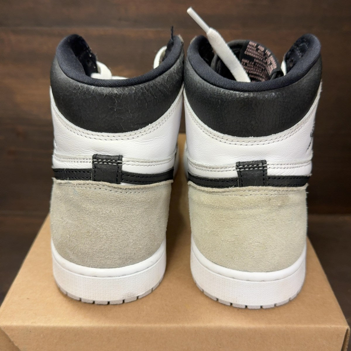 Jordan 1 Retro High OG Bleached Coral Size 11 (Pre-Owned) - Image 5