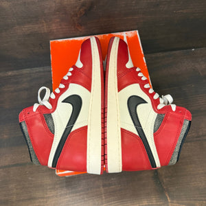 Jordan 1 Retro High OG Chicago Lost and Found (GS) - Image 5