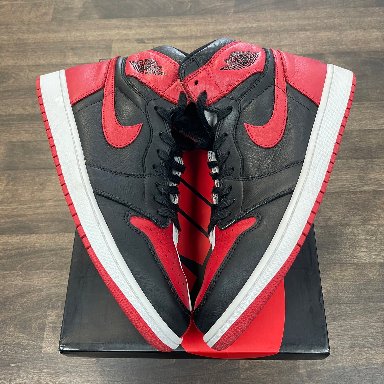 Homage to Home Jordan 1 High (USED)