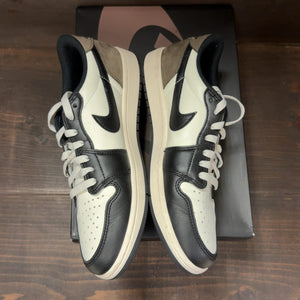 Jordan 1 Retro Low OG Mocha Size 9.5 (Pre-Owned) - aux