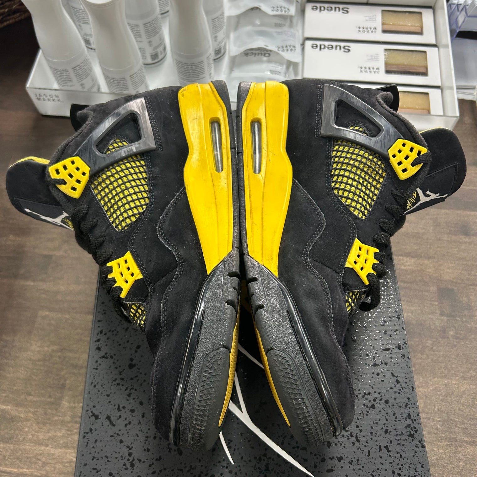 Yellow Thunder Jordan 4 Retro (USED)