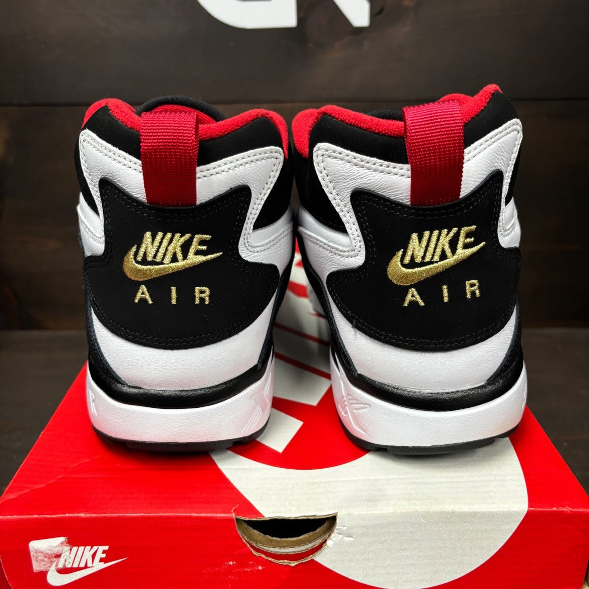 Nike Air Diamond Turf 49ers (2025) - Image 5