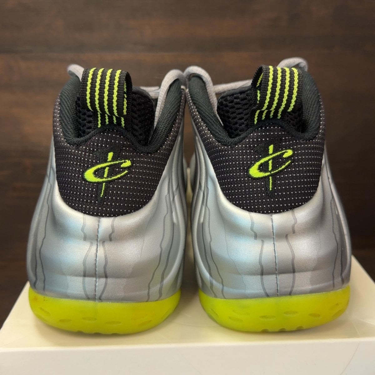 Nike Air Foamposite One Silver Volt Camo Size 13 (Pre-Owned)