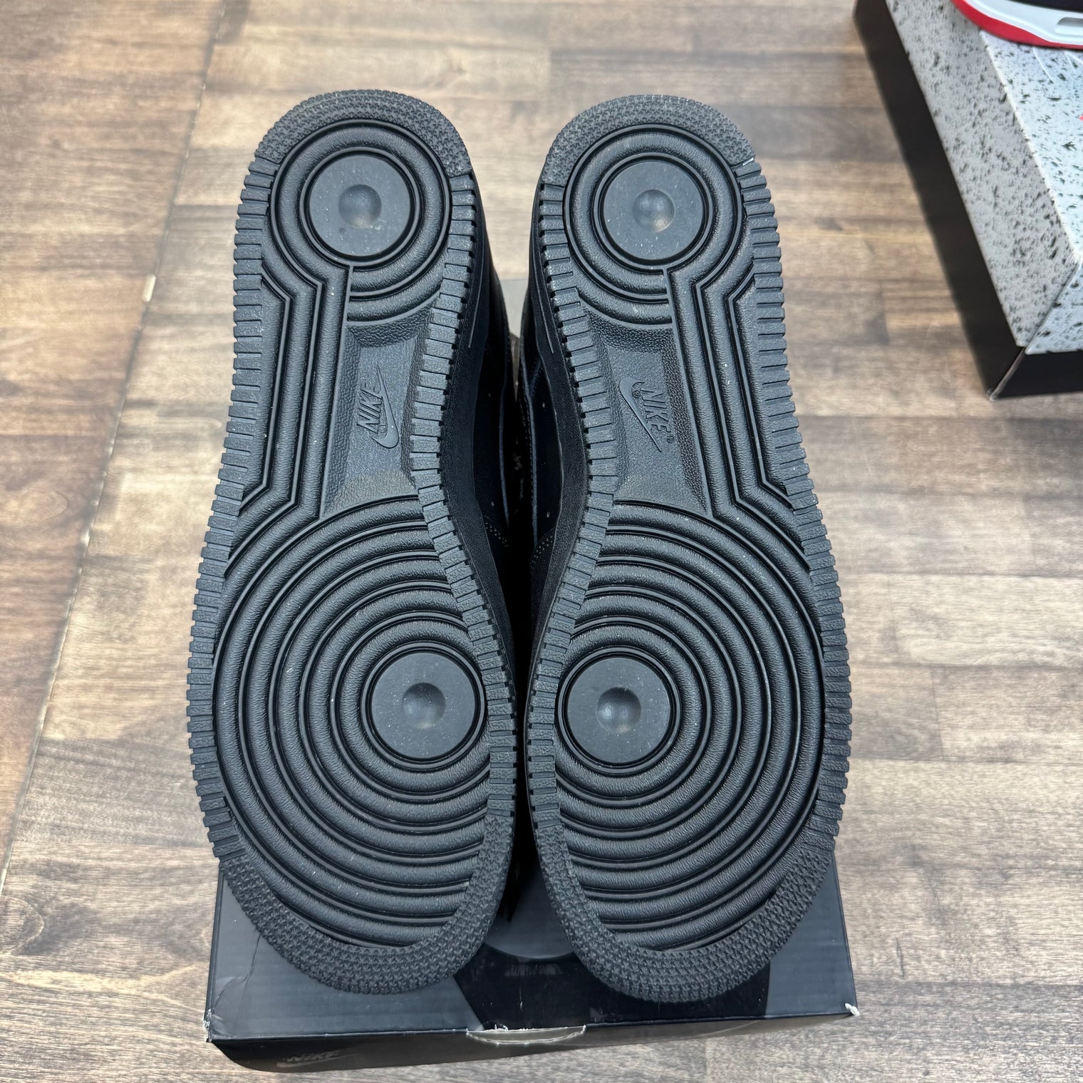 Black Supreme Air Force 1 (USED)