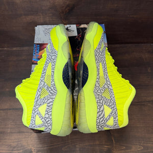 Jordan 11 Retro Low IE Volt - Image 4