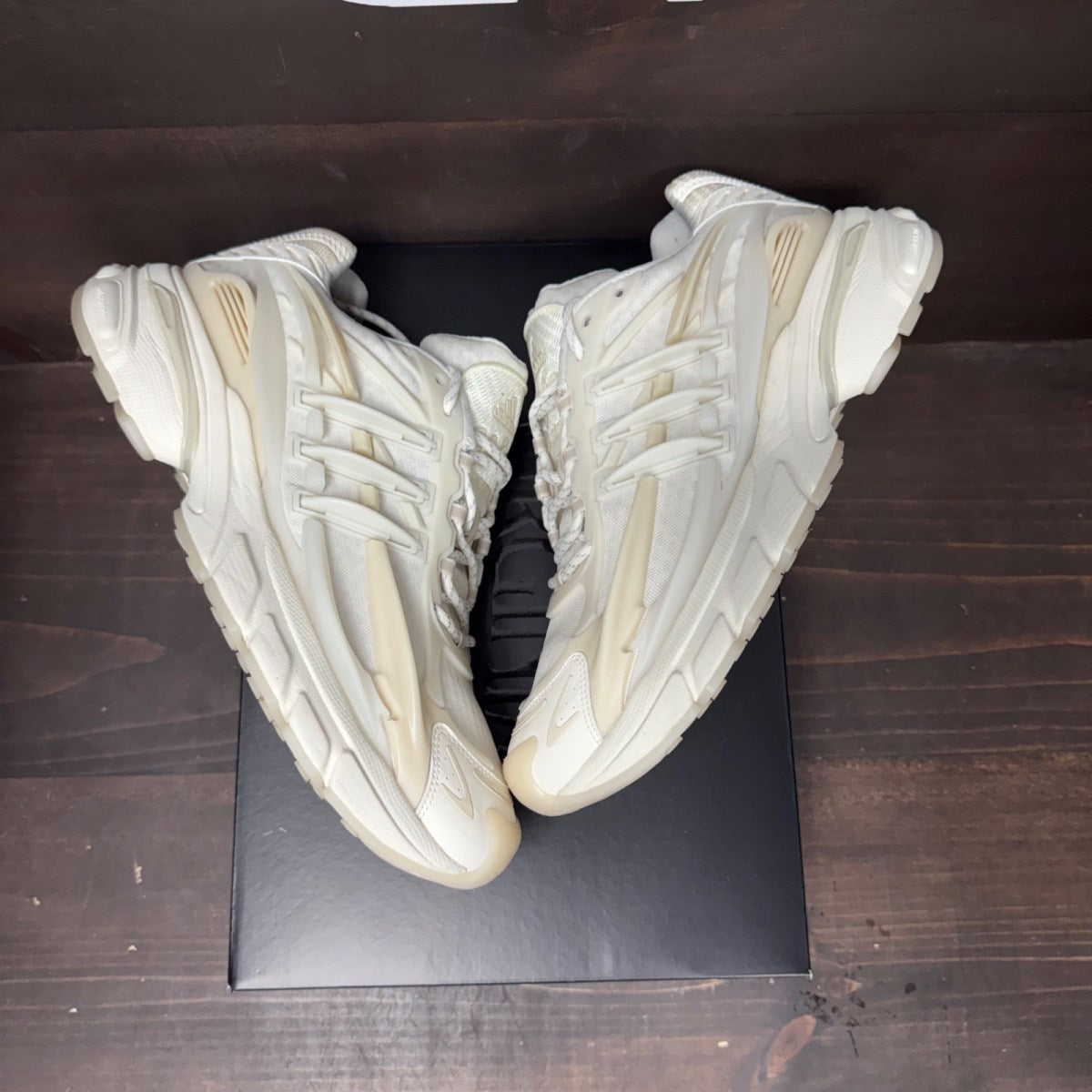 adidas Adistar Jellyfish Pharrell Williams White Size 13 (Pre-Owned) - tag