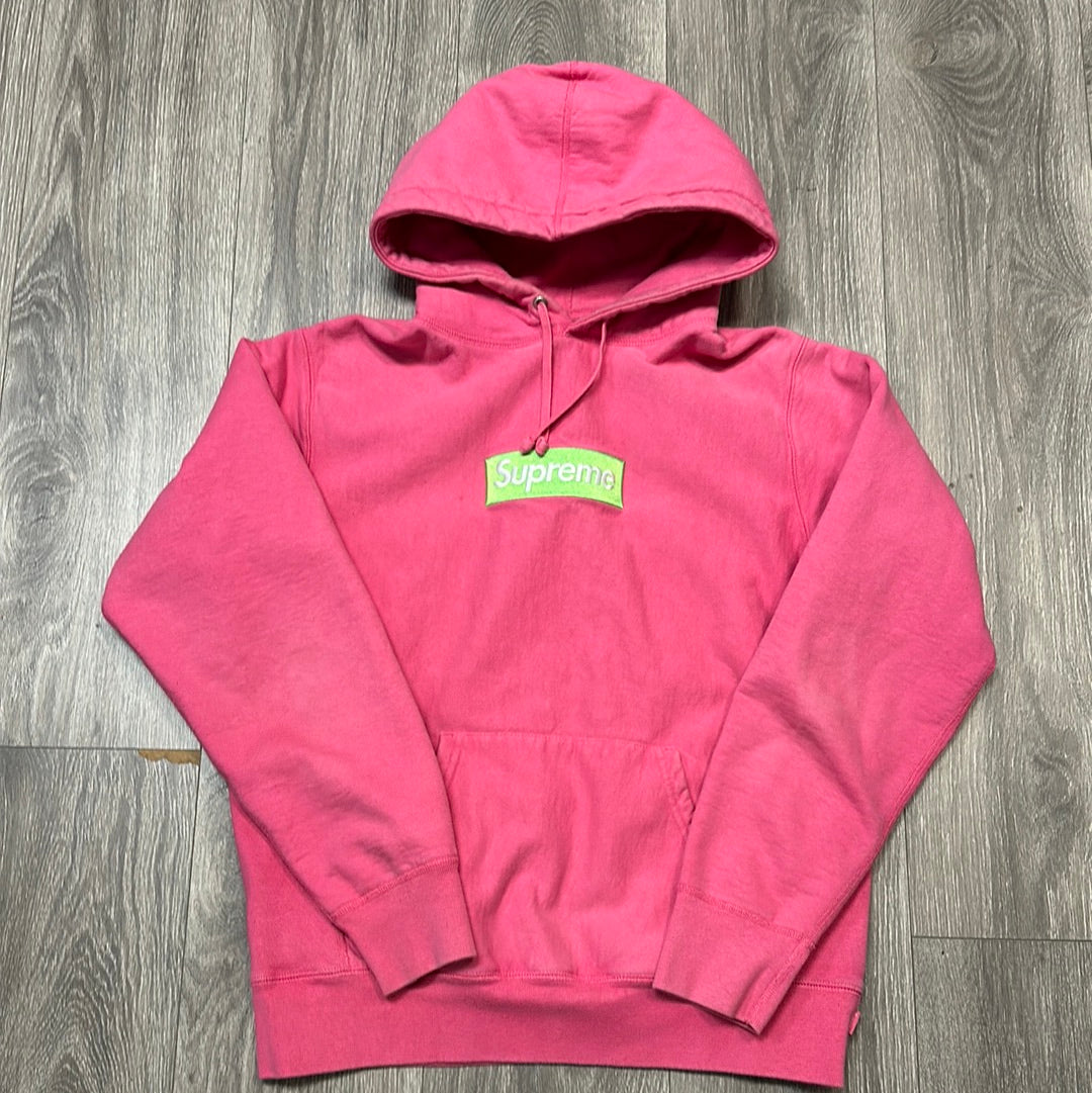 Magenta Supreme Box Logo Hoodie FW17 (Used)